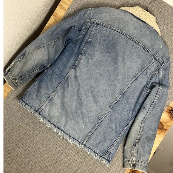 Levi's Vintage Sherpa Lined Denim Jacket Men 44 Blue Trucker Distressed Snap - Picture 9 of 13